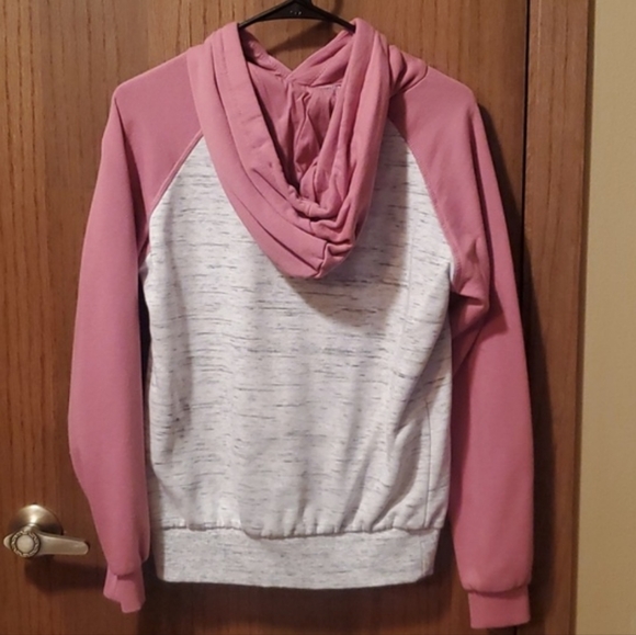 Size S Pink and White Pullover Sweatshirt - Picture 4 of 4